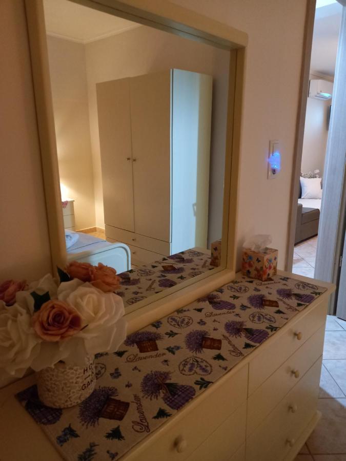 Peramos Apartments Néa Péramos Bagian luar foto