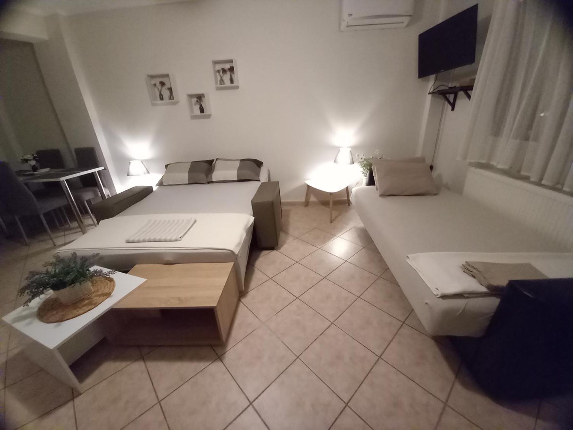 Peramos Apartments Néa Péramos Bagian luar foto