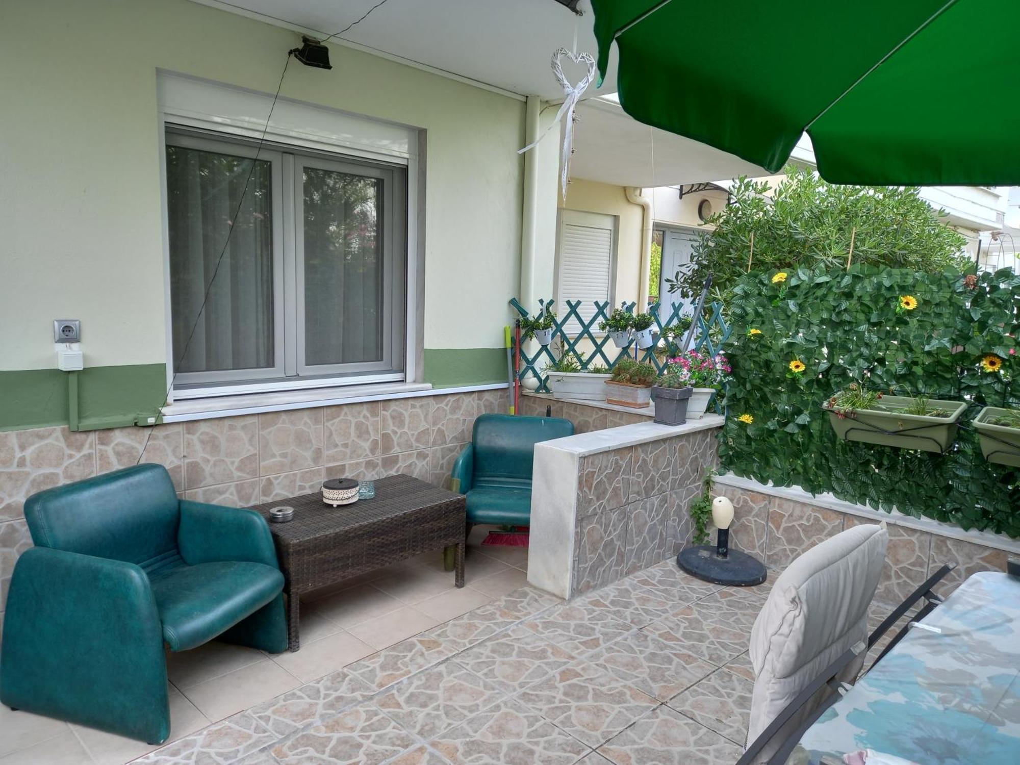 Peramos Apartments Néa Péramos Bagian luar foto