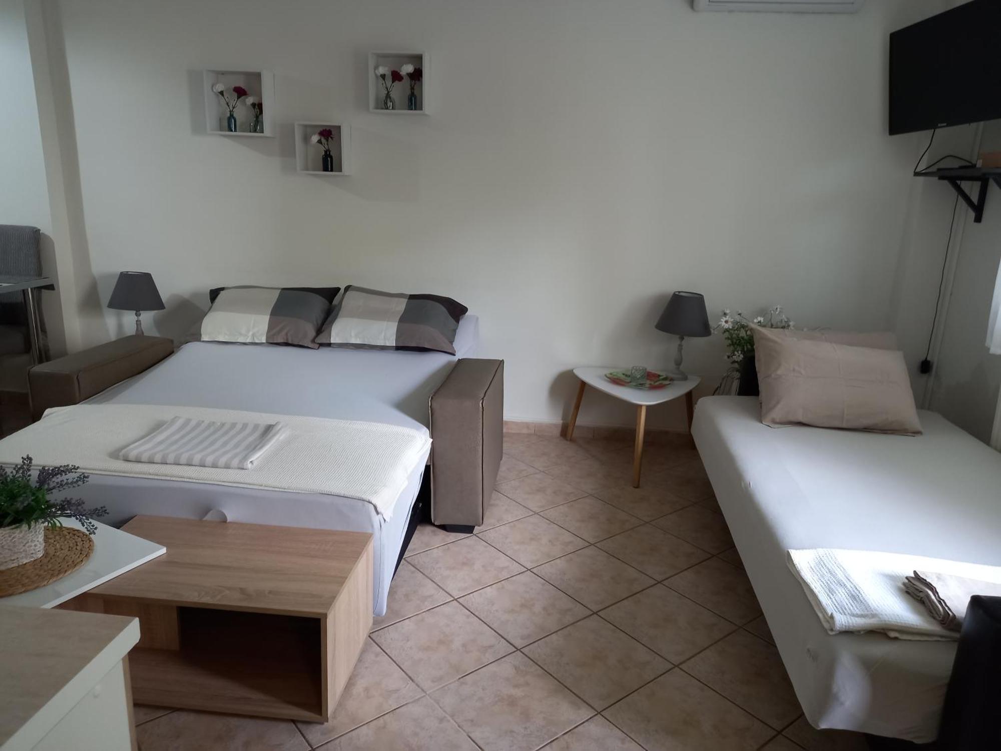 Peramos Apartments Néa Péramos Bagian luar foto